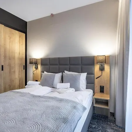 Zloty Horyzont 1 شقة